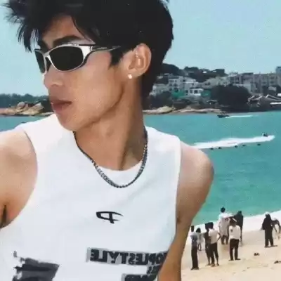 沈忆山